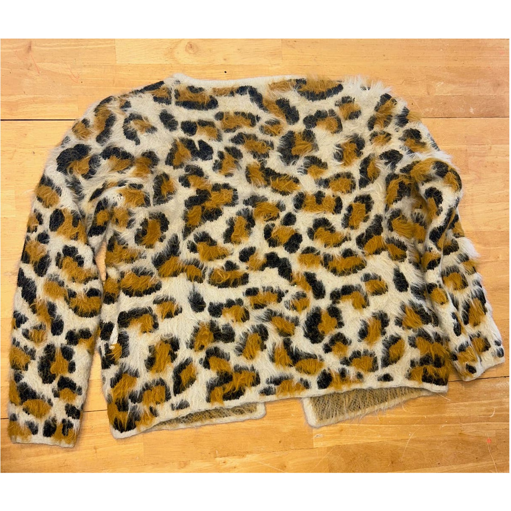 & Merci Boho Mustard Cheetah Print Fuzzy Cardigan Sweater Size Medium - Picture 2 of 8